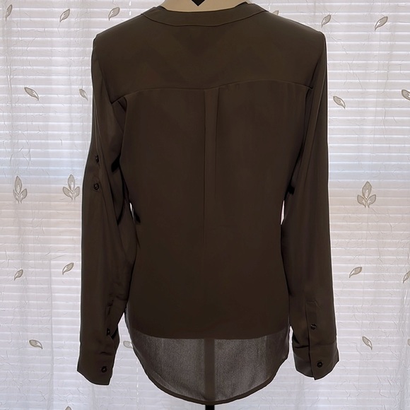 Express Gray Blouse Size Small Petite - Picture 4 of 7